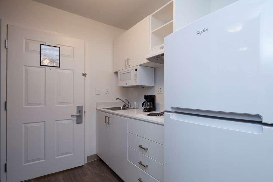 Uptown Suites Extended Stay Nashville Tn - 서머나 객실 사진